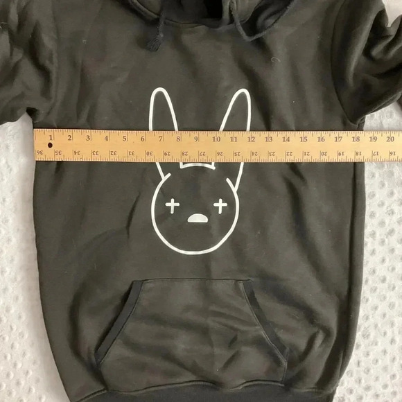 Bad Bunny Black White Pullover Hoodie Men Graphic Print Kangaroo Small - Picture 5 of 7